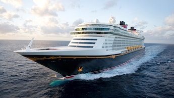 The Disney Dream ocean liner sailing the open seas